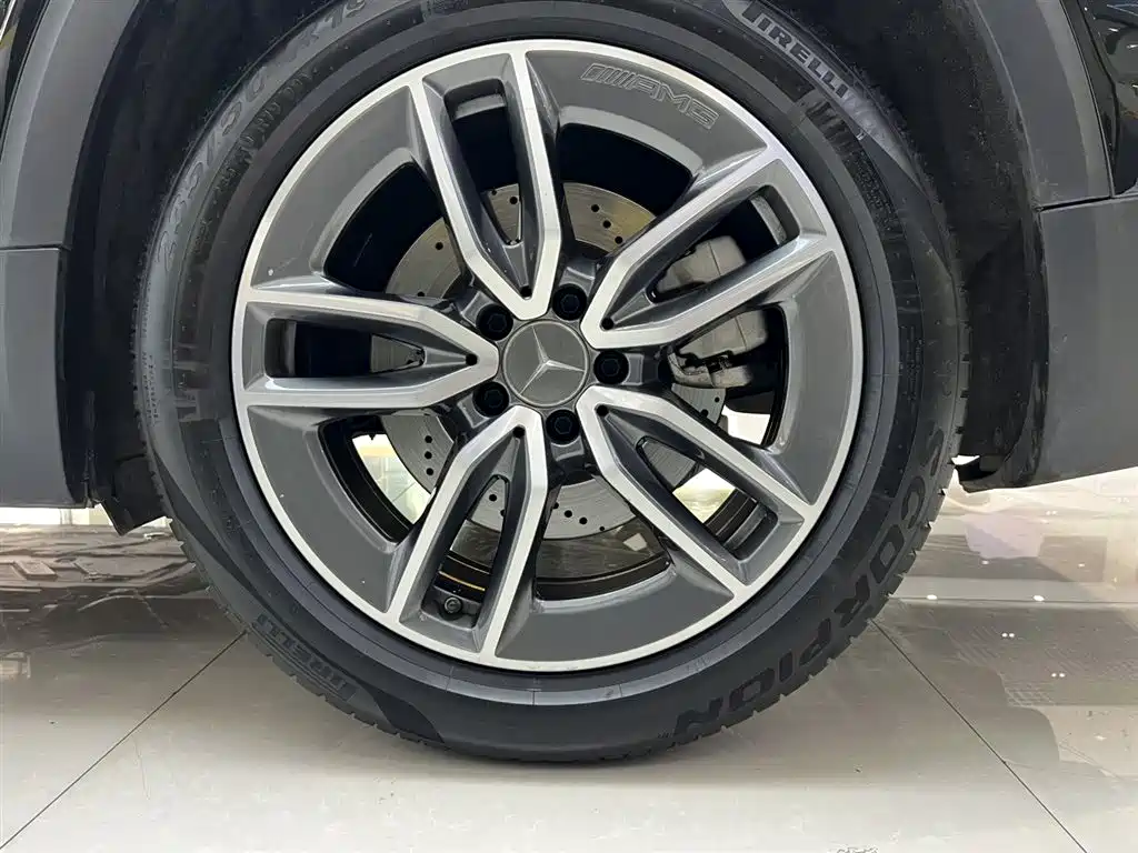 Mercedes-Benz GLB AMG 2023 Model AMG GLB 35 4MATIC фото 7