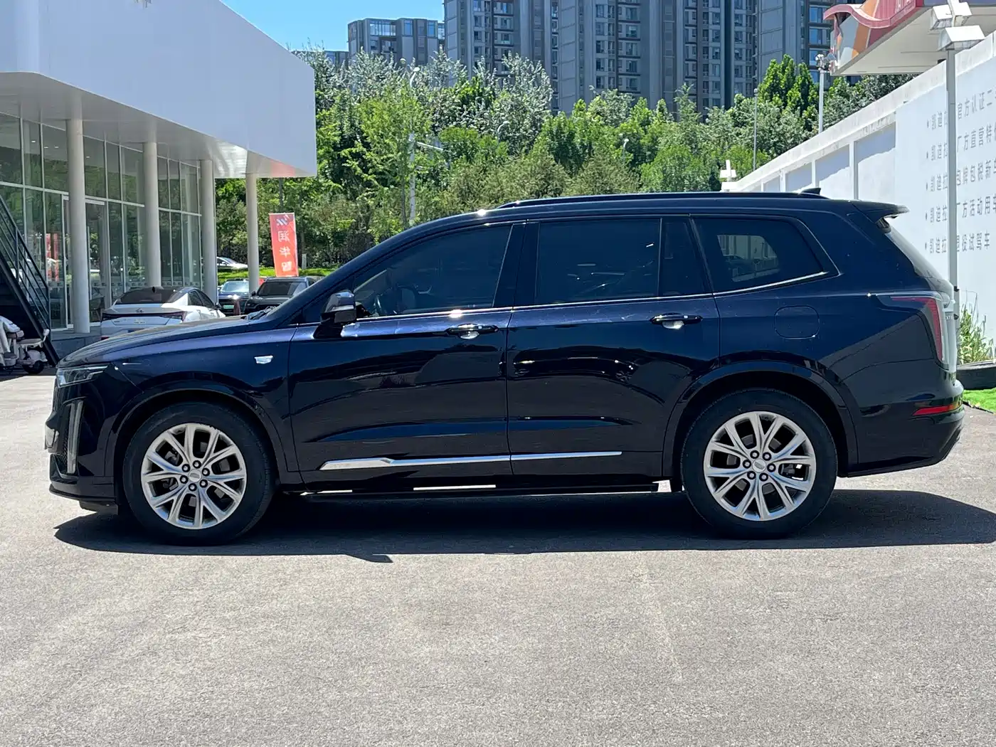 Cadillac XT6 2020 Facelift 28T 6-Seater 4WD Platinum Sport Edition фото 3