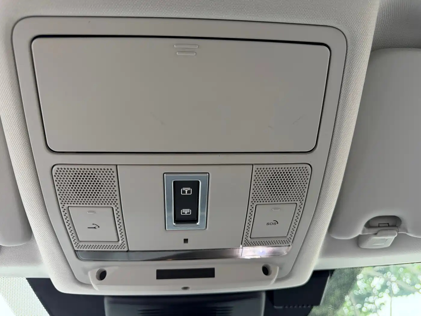Land Rover Discovery Sport 2019 240PS SE Edition China V фото 24