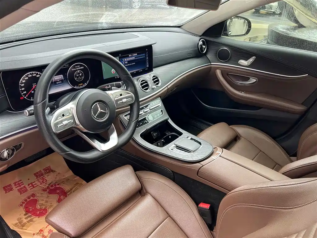 Mercedes-Benz E-Class 2019 E 260 L Sport фото 16
