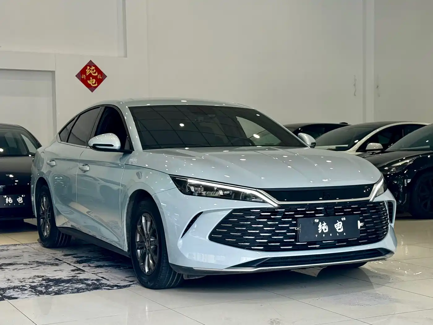 BYD Qin L 2025 2024 DM-i 80KM Leading Edition