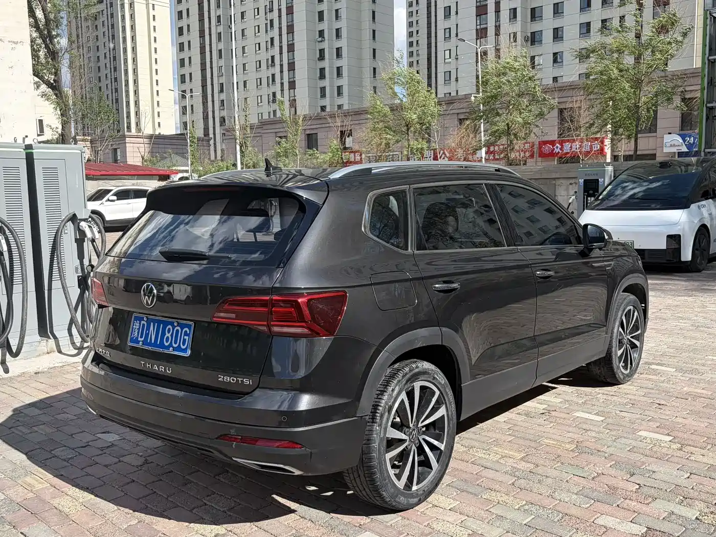 Volkswagen Tharu 2021 280TSI 2WD Luxury Plus фото 4
