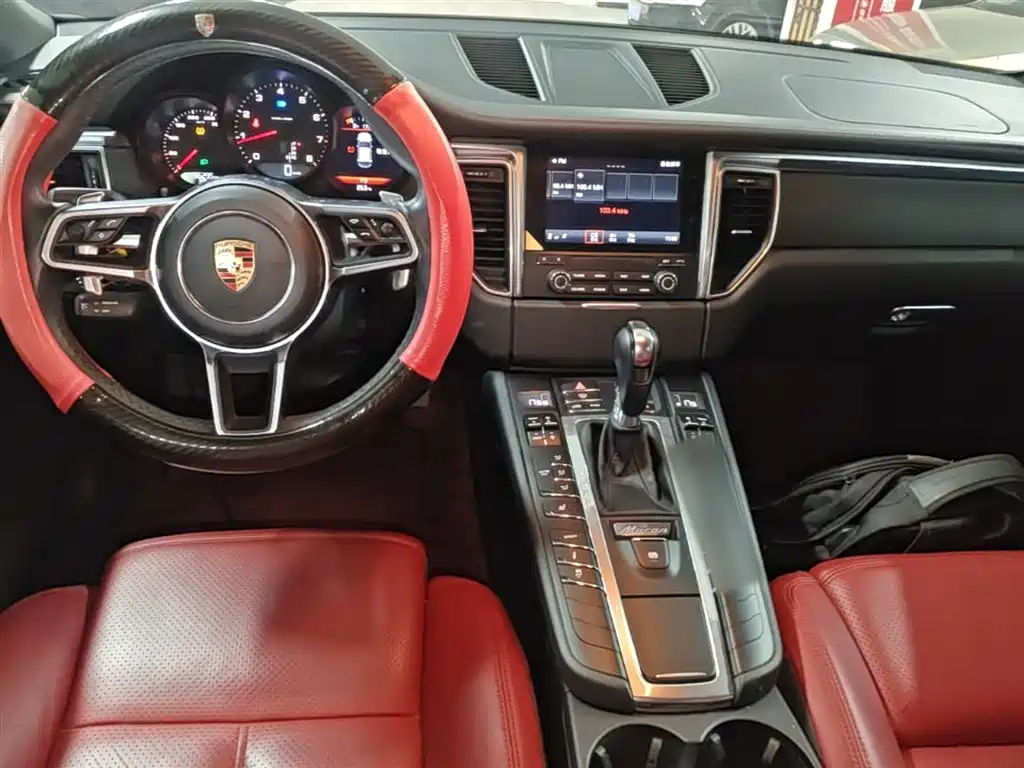 Porsche Macan 2017 Macan 2.0T фото 10