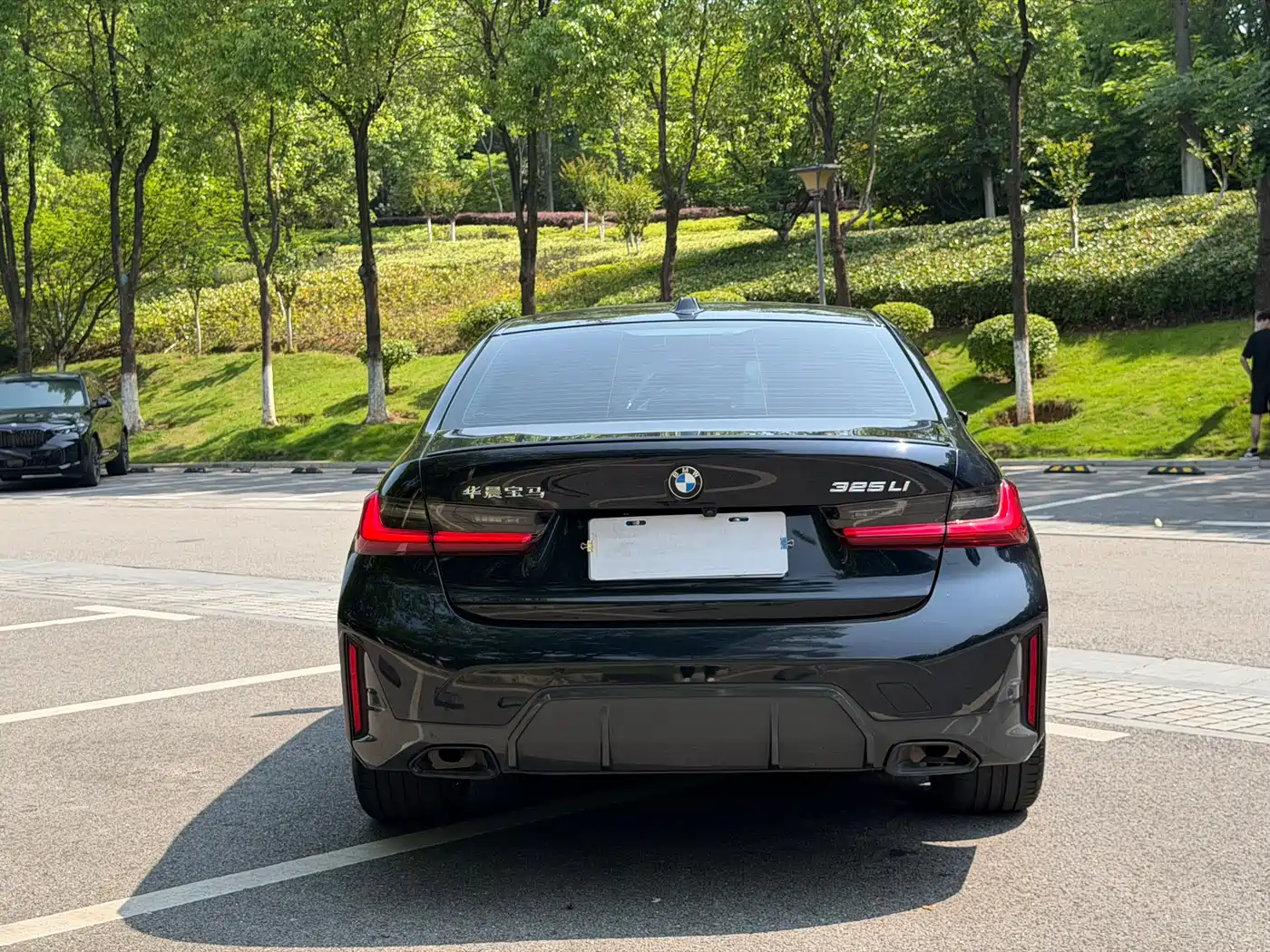 BMW 3-SERIES