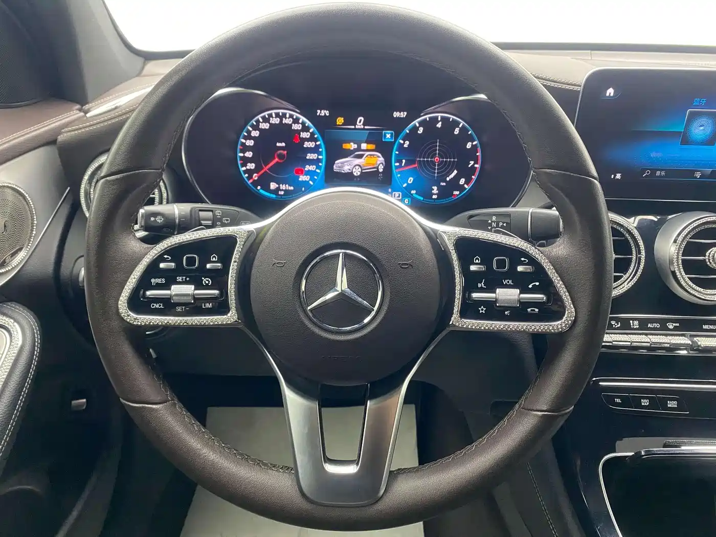 Mercedes-Benz GLC 2021 GLC 260 L 4MATIC Sporty фото 23