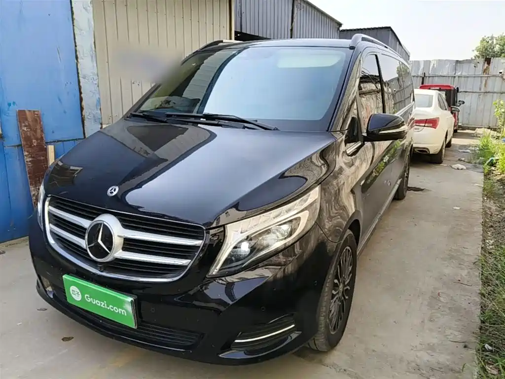 Mercedes-Benz V-Class 2018 V 260 L Premium Long Wheelbase Edition China VI