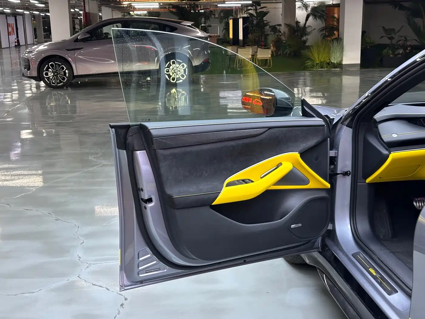 XIAOMI CAR XIAOMI SU7 ULTRA