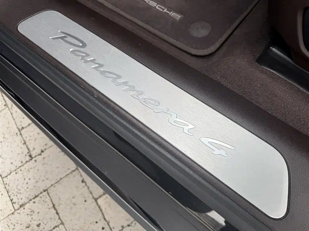 PORSCHE PANAMERA NEW ENERGY