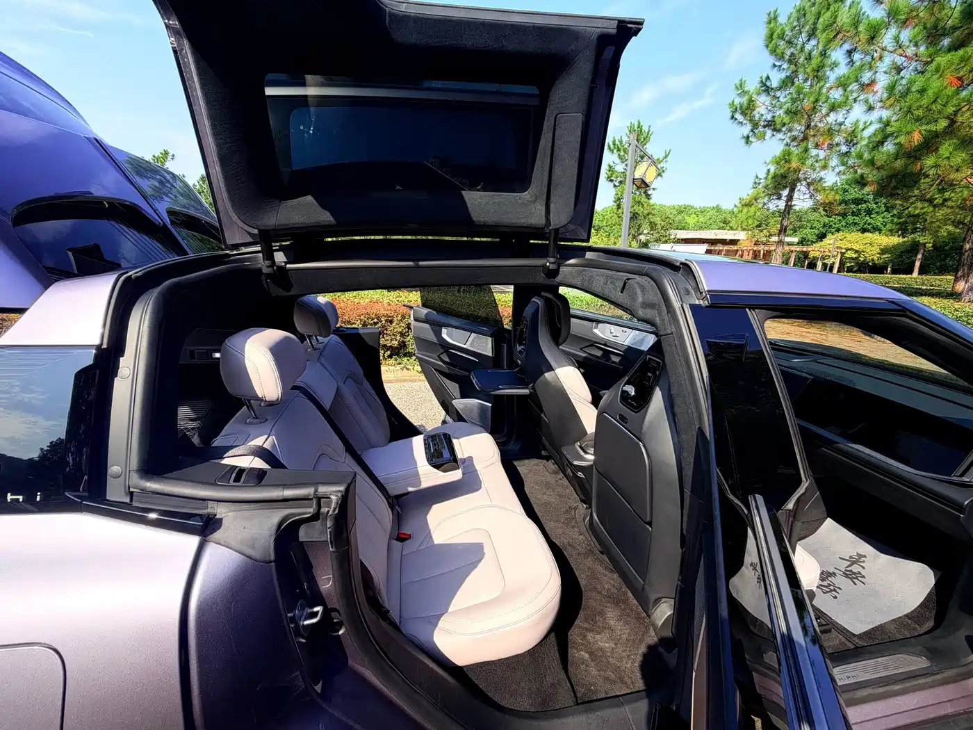 HiPhi Y 2023 2023 765km Flagship Edition