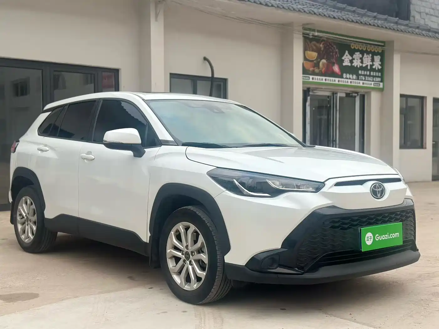 Toyota Frontlander 2023 2.0L CVT Leading Edition фото 3