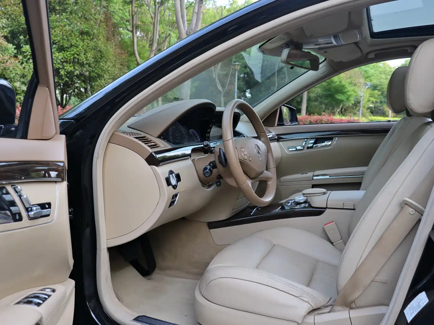 Mercedes-Benz S-Class 2012 S 300 L Business Simplified Edition фото 10