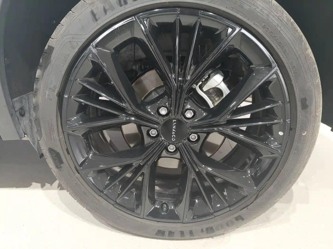 LYNK 01