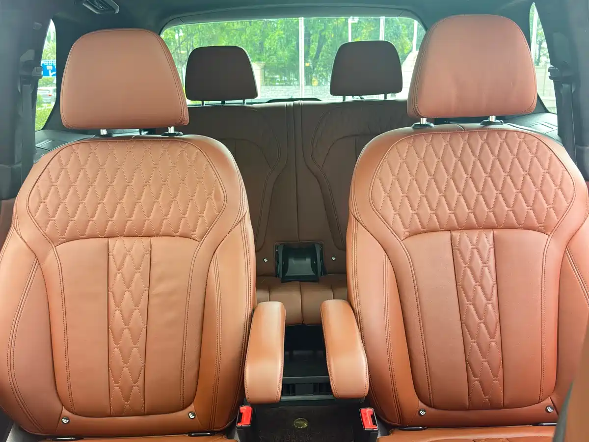 BMW X7 2022 xDrive40i Exclusive M Sport Package фото 8