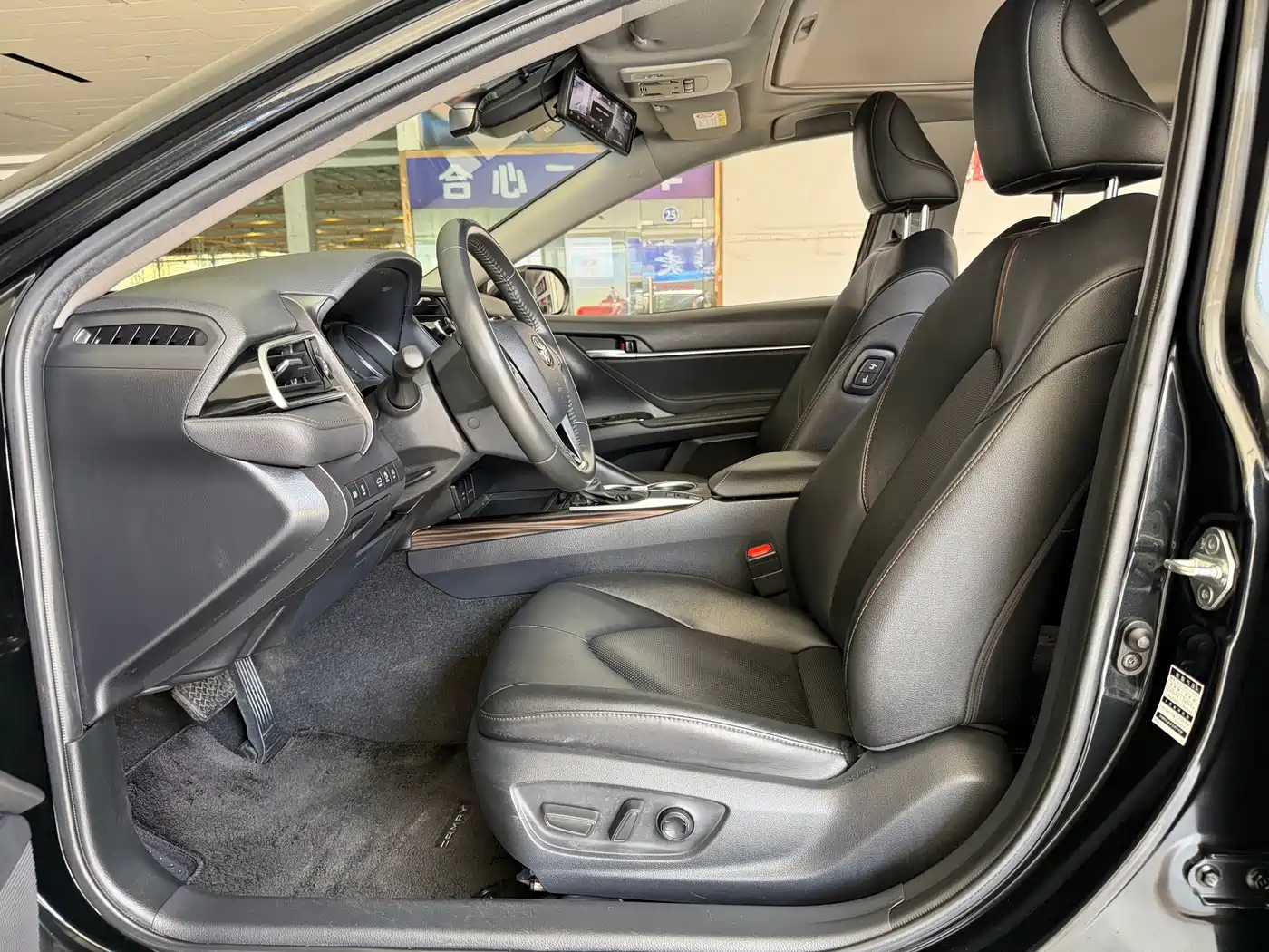 Toyota Camry 2021 2.0G Luxury Edition фото 5