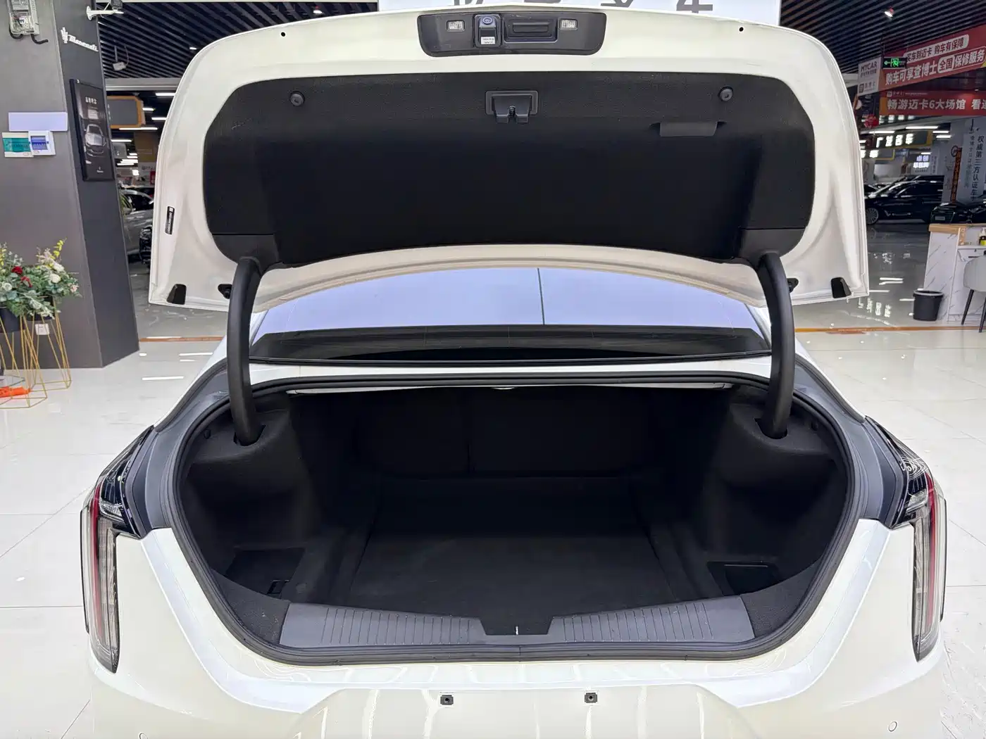 Cadillac CT4 2022 28T Fashion Style фото 12