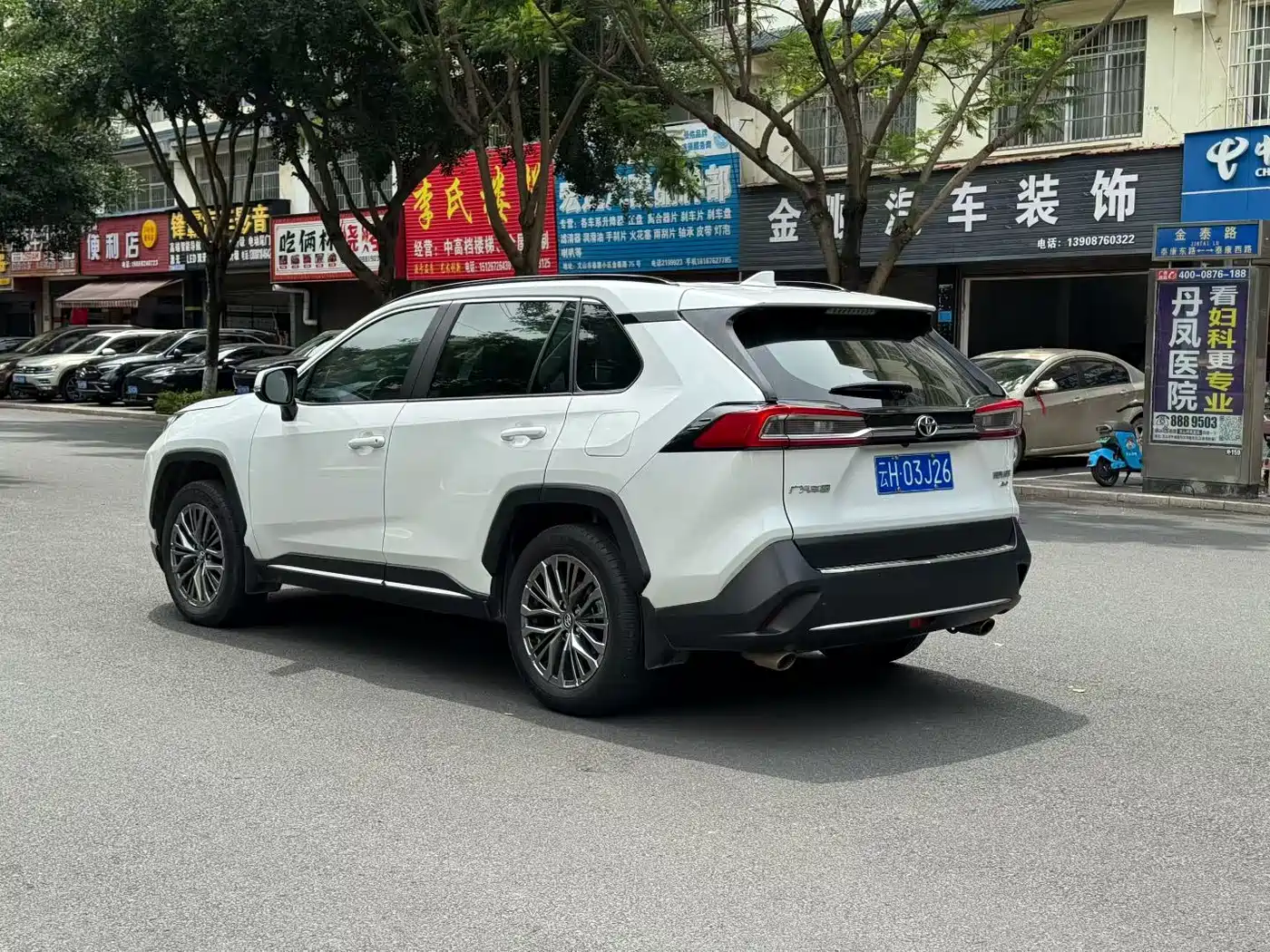 Toyota Wildlander 2024 2.0L CVT 4WD Luxury PLUS Edition фото 6