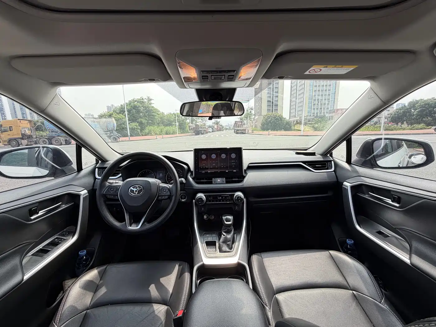 Toyota Wildlander 2020 2.0L CVT 2WD Luxury Edition фото 4