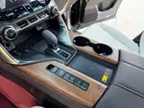 Фото 12 - Lexus LX