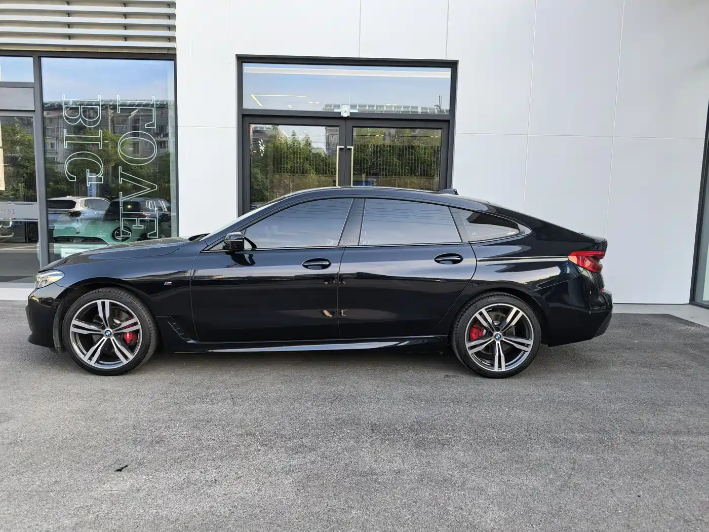 BMW 6 Series GT 2022 Model 630i M Sport Package фото 5