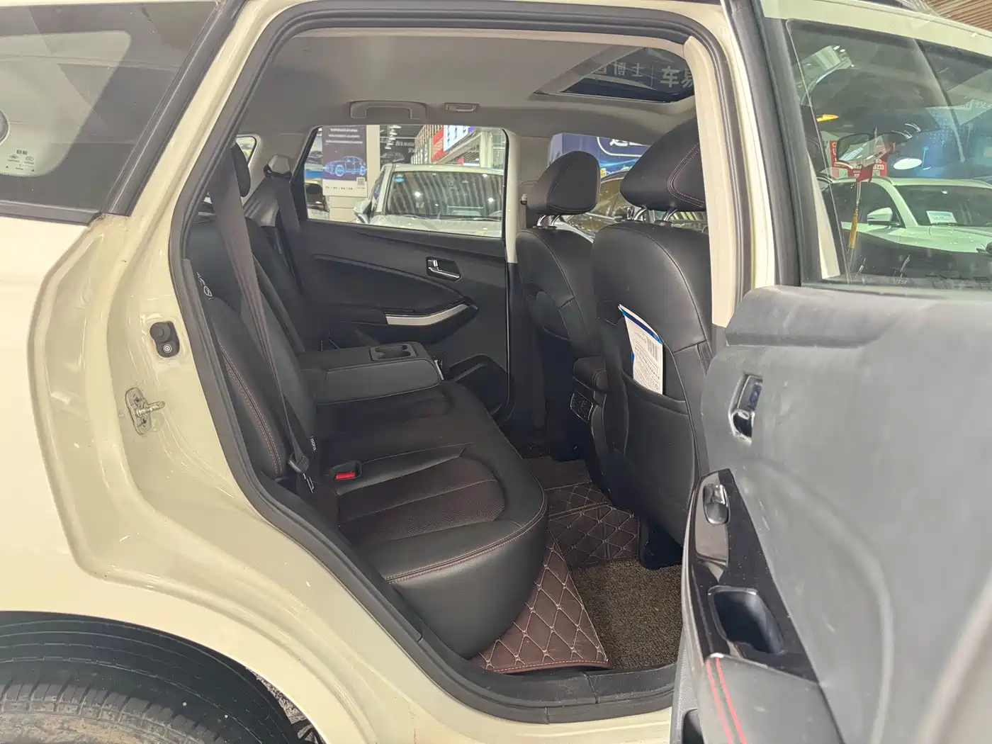 Venucia T70 2018 2018 2.0L CVT RuiXiang Edition