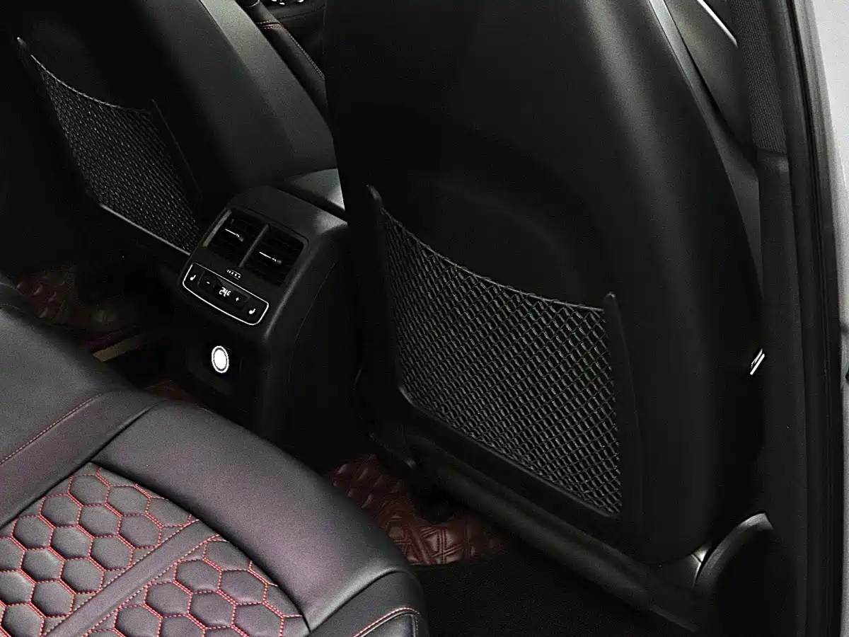 Audi RS 4 2019 RS 4 2.9T Avant фото 17