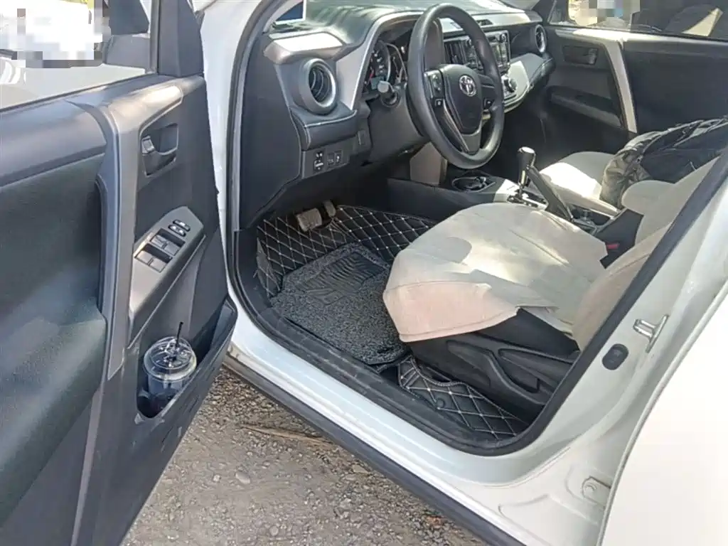 Toyota RAV4 Rongfang 2019 2.0L CVT 2WD Pioneer Edition China VI фото 23