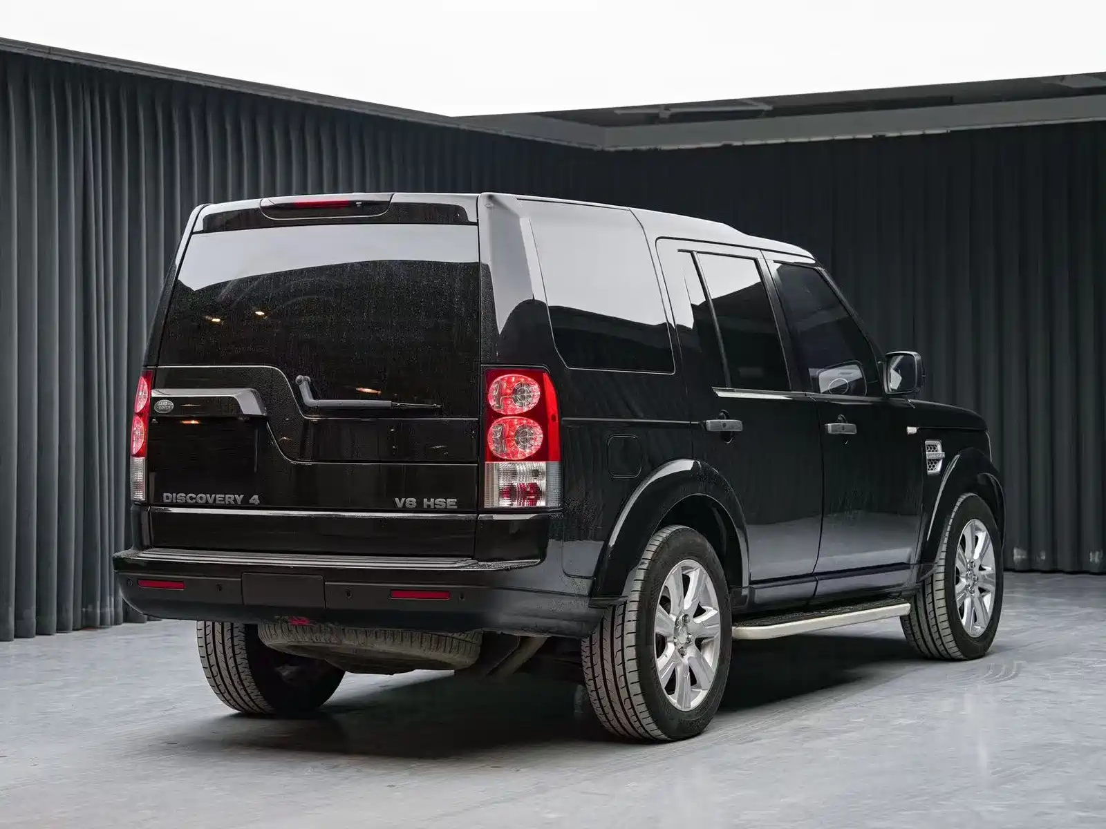 صورة 4 - Land Rover Discovery