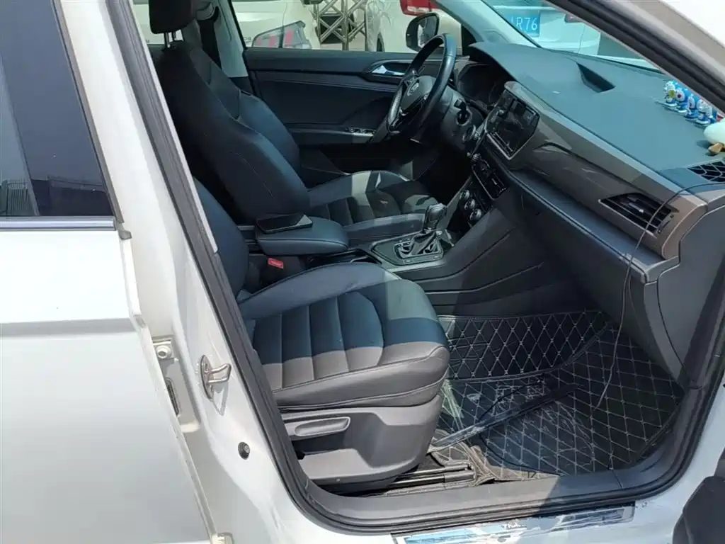 Volkswagen Tharu 2019 280TSI FWD Luxury Edition China VI фото 25