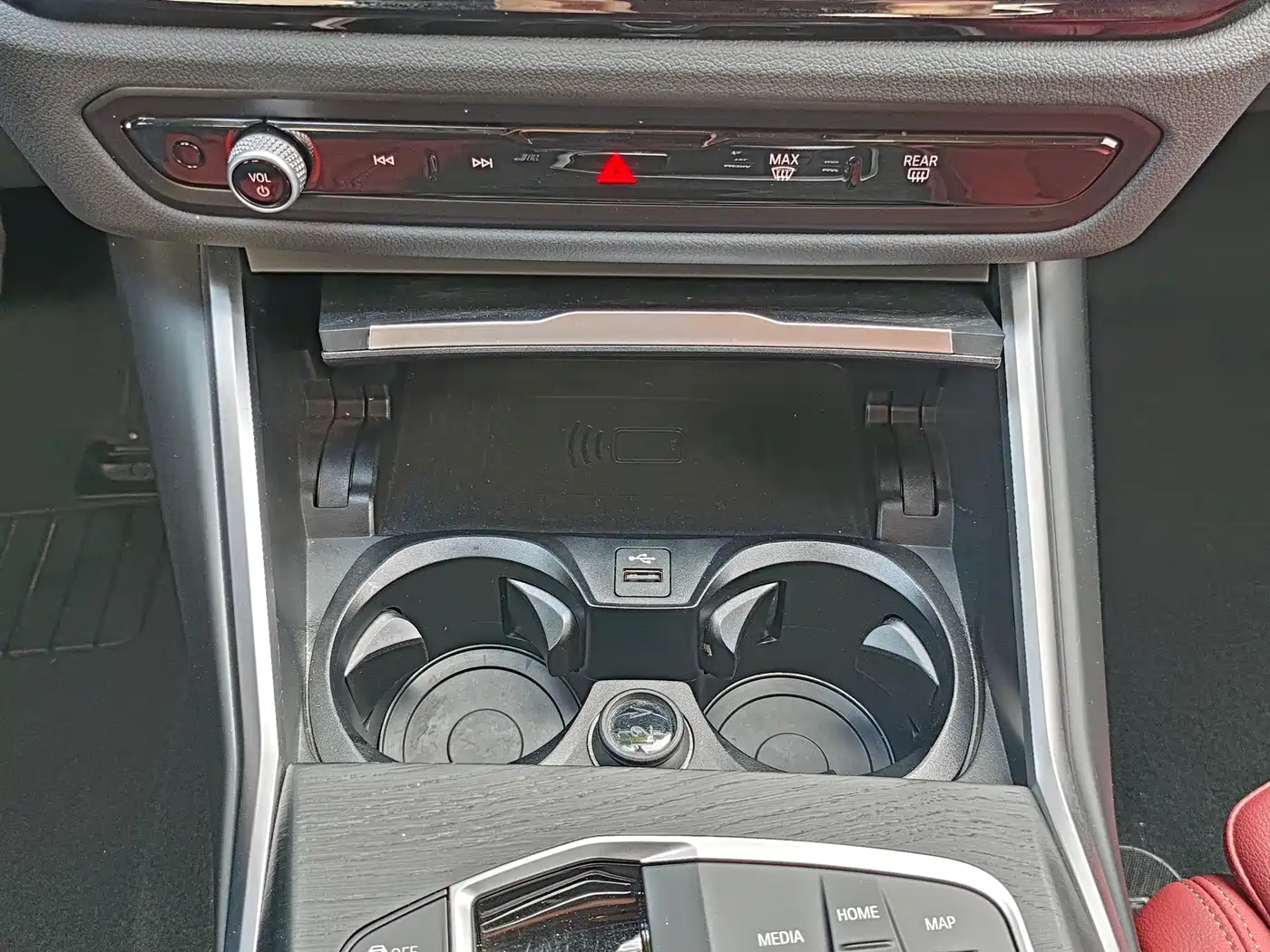 BMW 3 Series 2024 325i M Sport Package фото 11