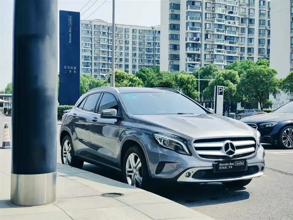 Mercedes-Benz GLA (Import) 2015 GLA 200 фото 8