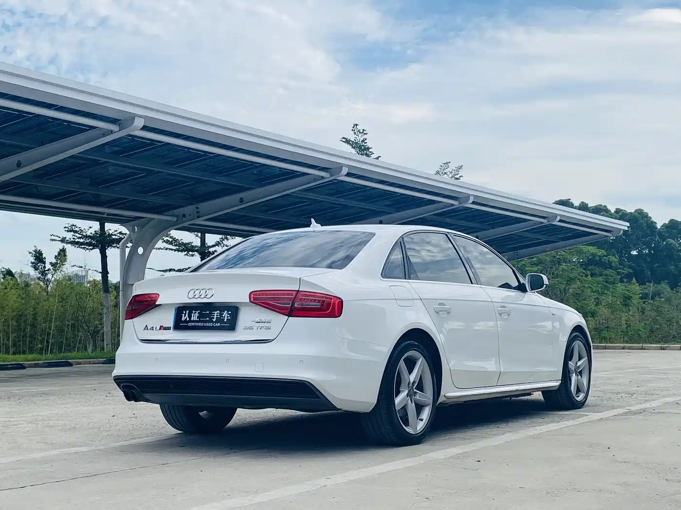 Audi A4L 2016 35 TFSI Heritage Edition S line Luxury фото 7