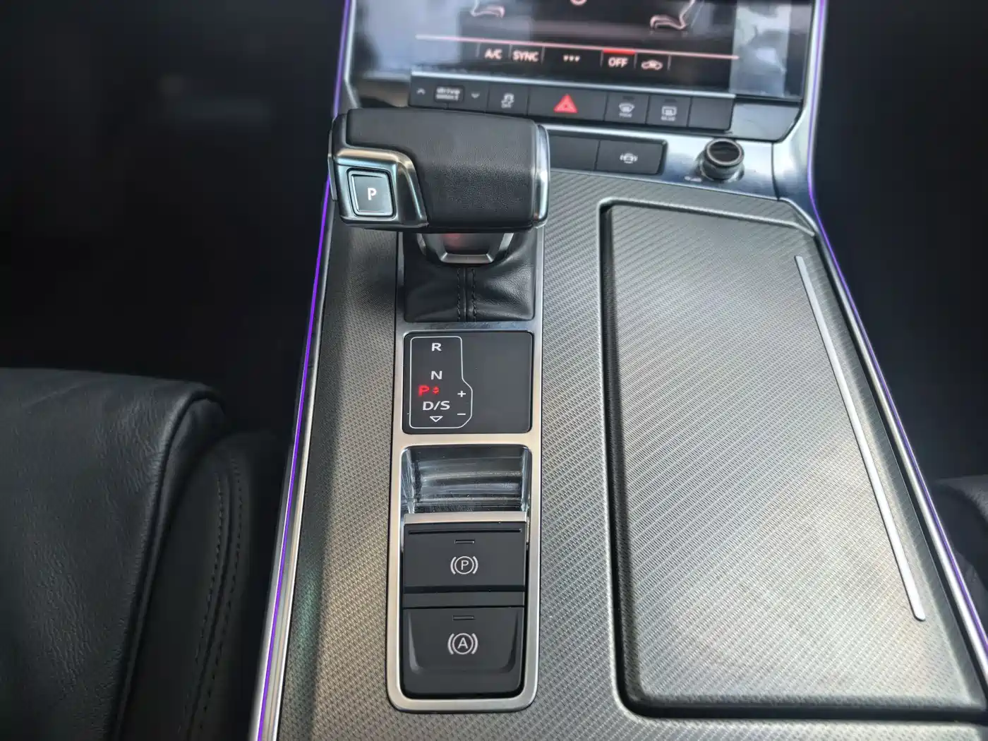 Audi A6L 2021 45 TFSI Exclusive Elegance фото 12