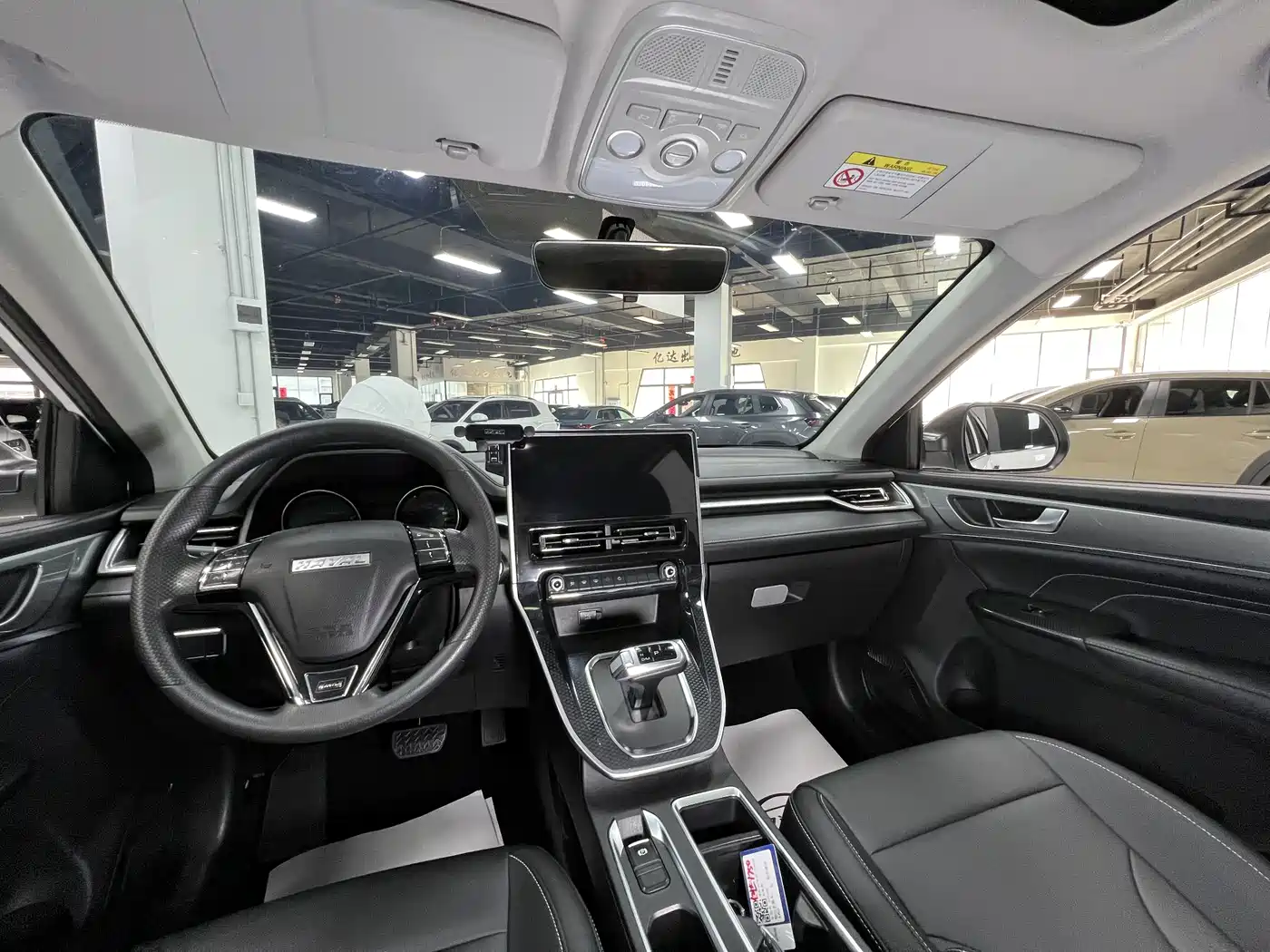 Haval M6 2021 PLUS 1.5T DCT Luxury Smart Connect фото 18