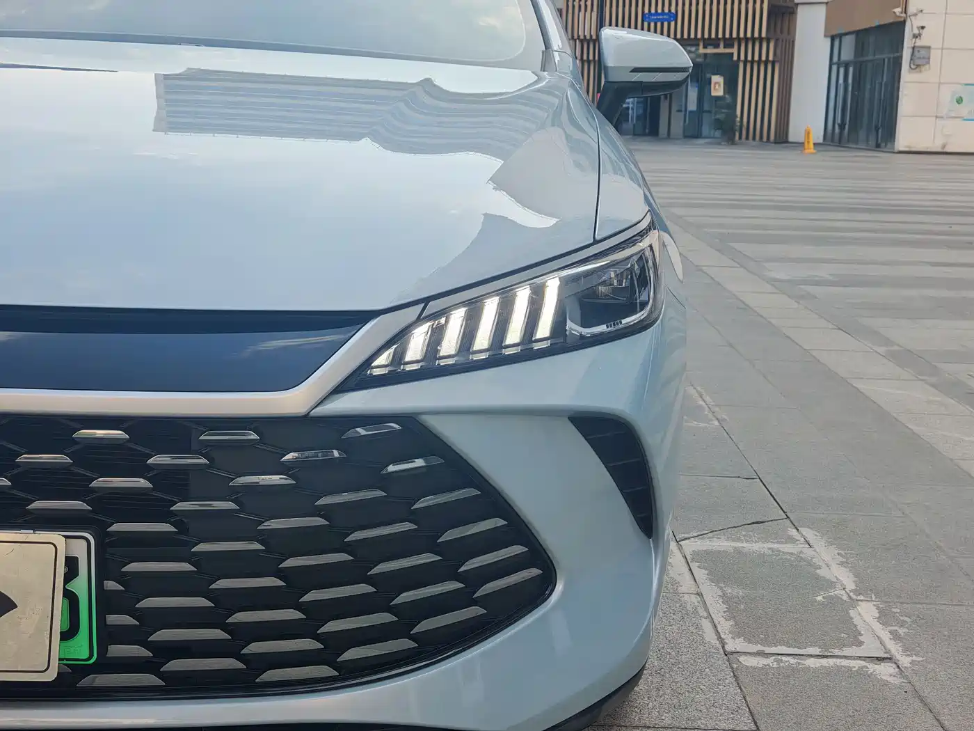 BYD Qin PLUS 2025 DM-i Smart Drive 55KM Leader фото 7