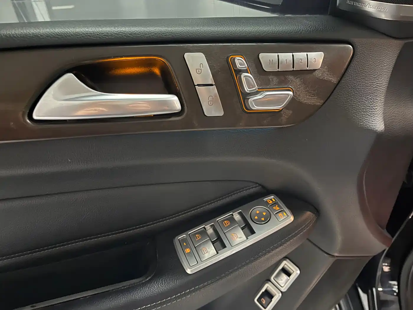Mercedes-Benz GLS 2017 GLS 400 4MATIC Fashion фото 6