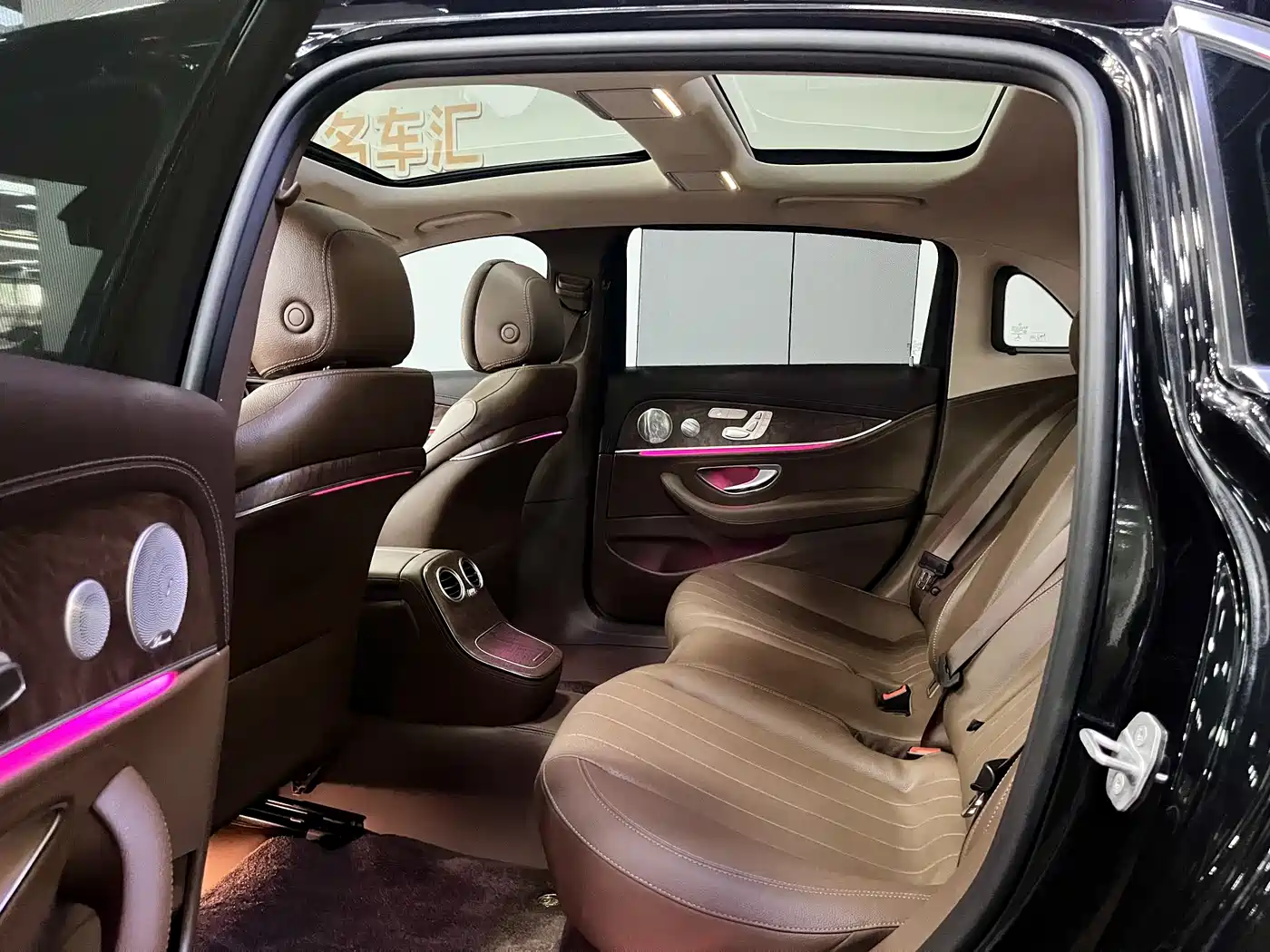 Mercedes-Benz E-Class 2021 E 300 L Luxury фото 5