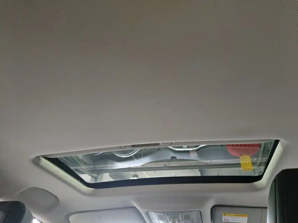 MG Roewe RX5 2015 2015 2.0TGI TST 4WD Flagship Edition