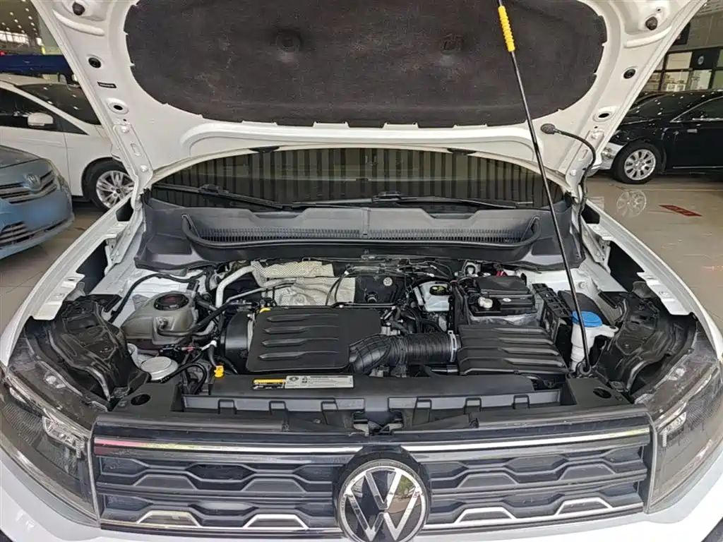 VOLKSWAGEN TU KAI