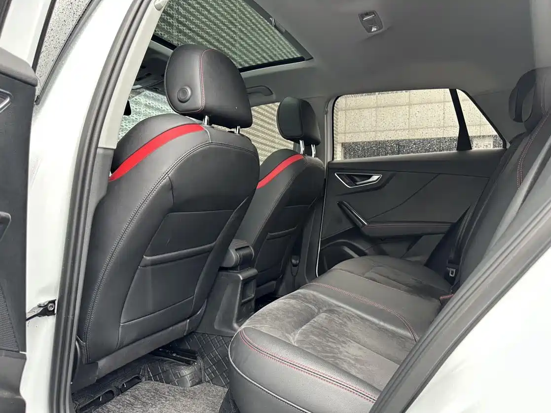 Audi Q2L 2024 2024 35TFSI Luxury Sport
