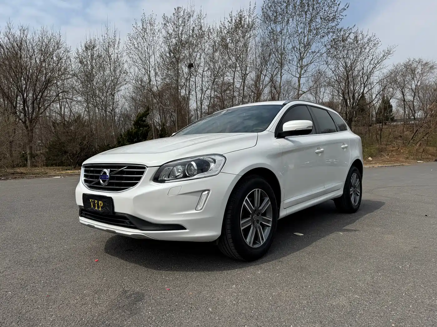 Photo 2 - Volvo XC60