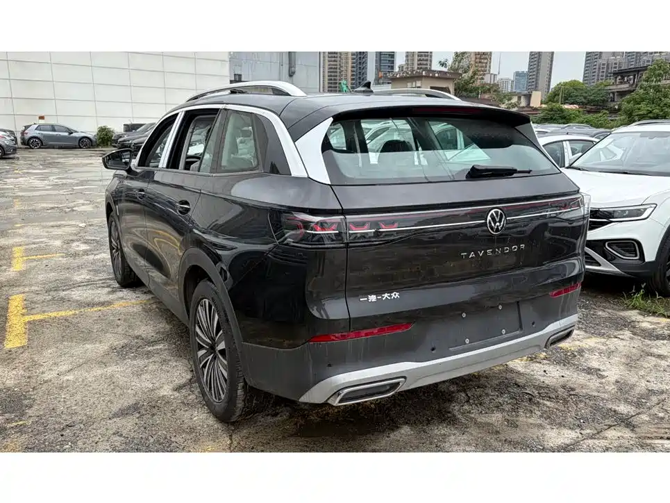 Volkswagen Talagon 2026 330TSI Luxury Cruising Shared Edition фото 6