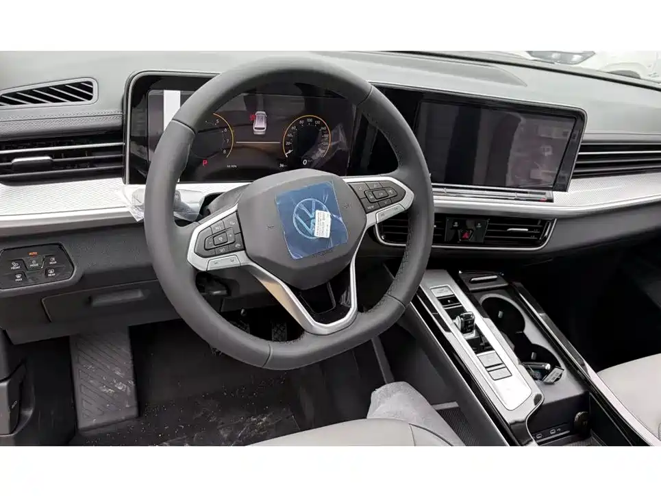 Volkswagen Talagon 2026 330TSI Luxury Cruising Shared Edition фото 11