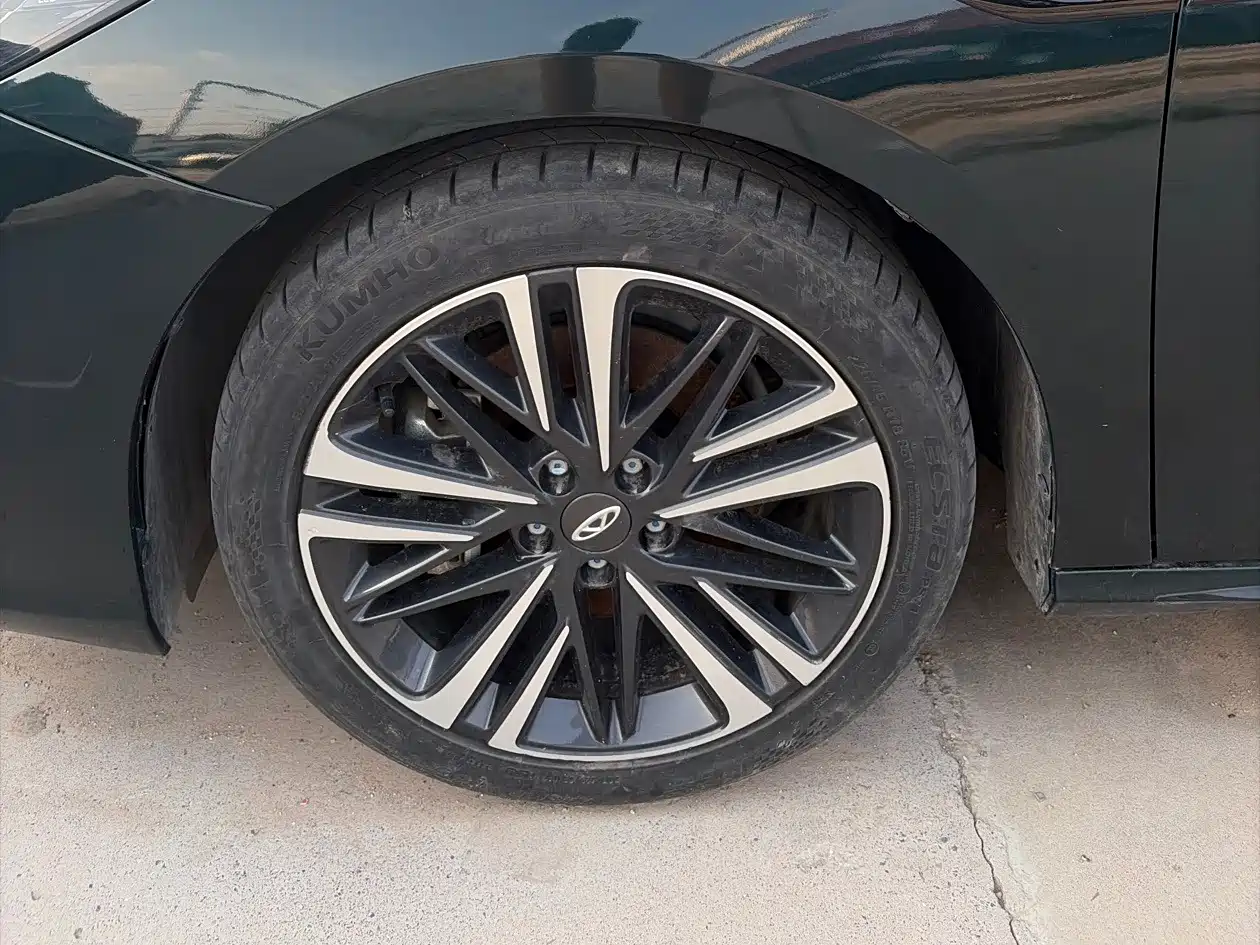 Chery Arrizo 8 2025 2023 Model High Energy Edition 2.0T DCT Speed