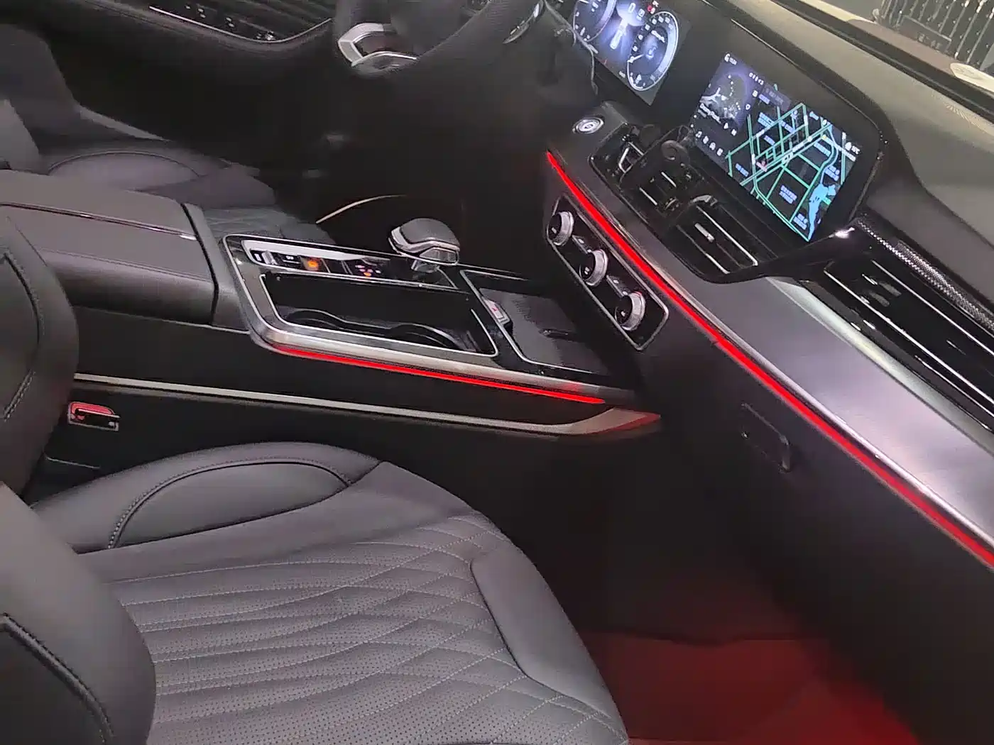 Hongqi HS5 2023 2.0T Flag Pro 500,000 Units Commemorative Edition фото 6