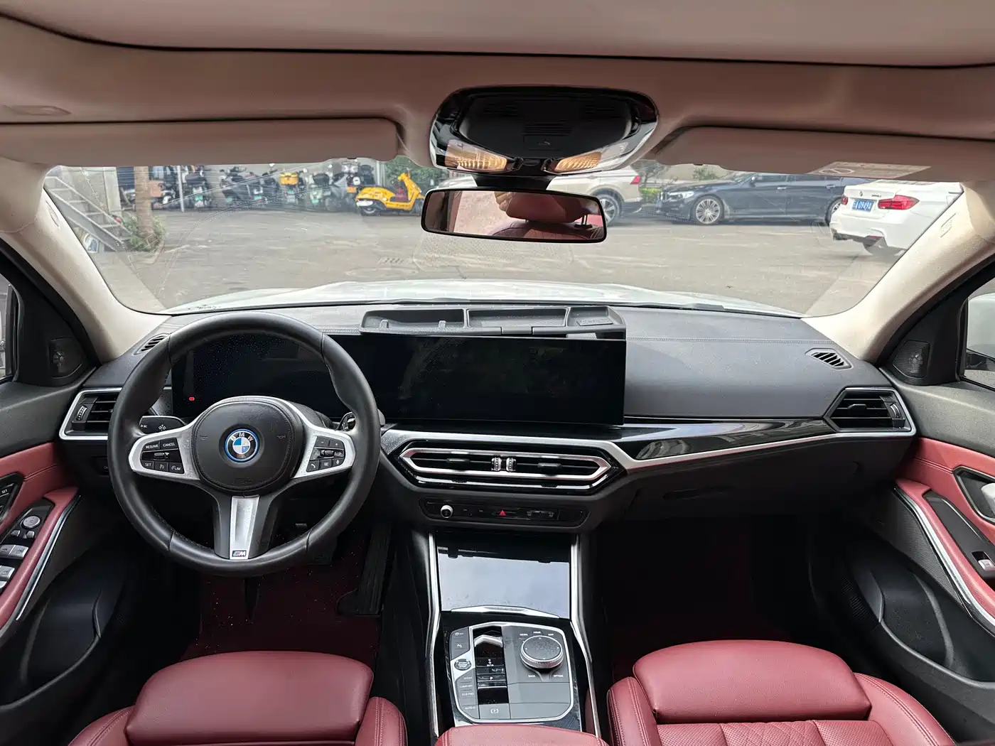 BMW i3 2022 eDrive 35 L фото 10