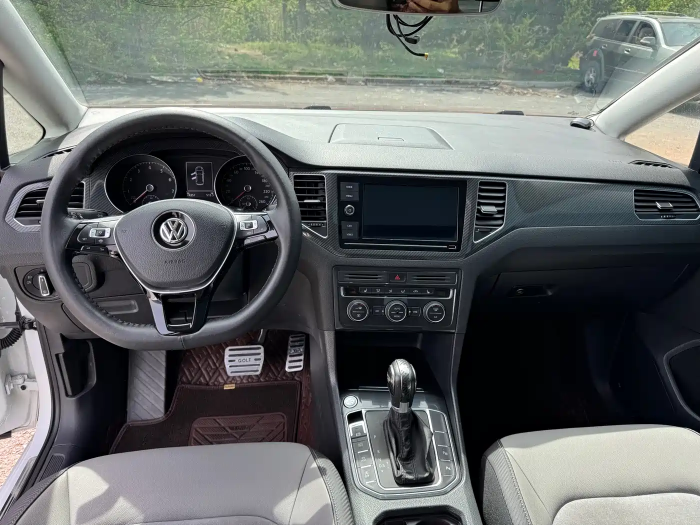 Volkswagen Golf Sportsvan 2019 280TSI Automatic Voyager China V фото 13