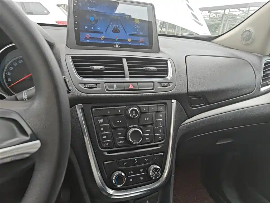 Buick Encore 2015 1.4T Automatic 2WD Urban Elite фото 13