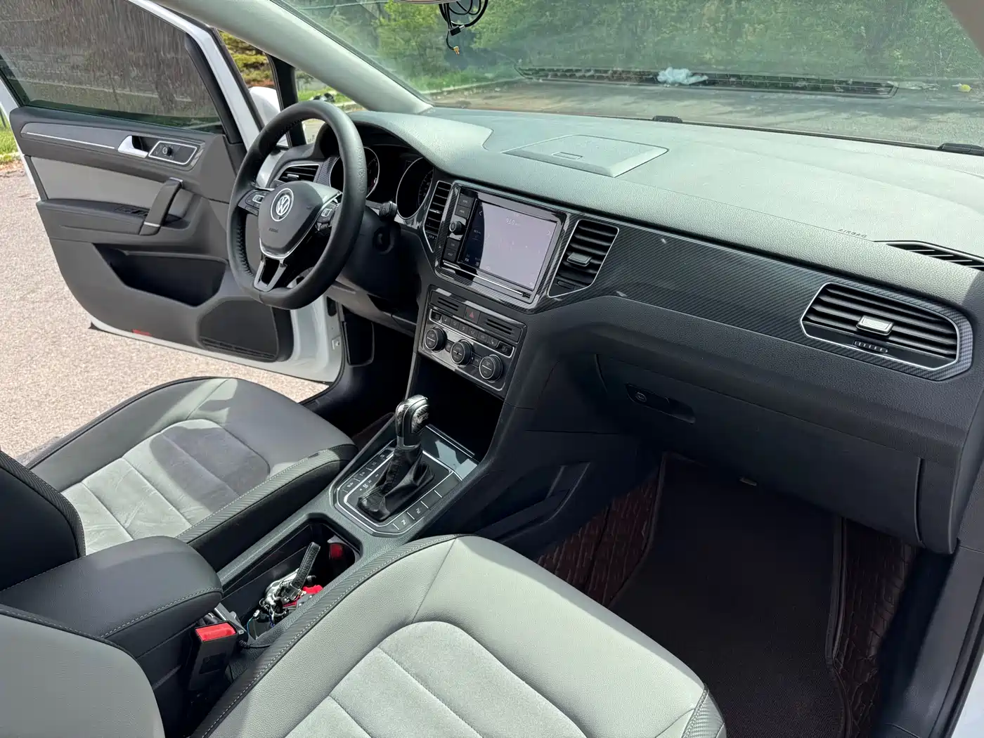 Volkswagen Golf Sportsvan 2019 280TSI Automatic Voyager China V фото 20