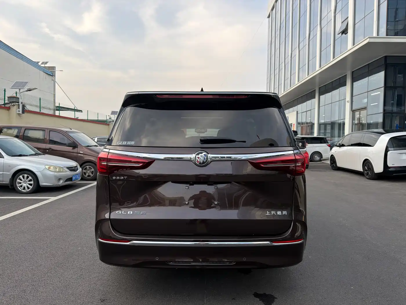 Buick GL8 2021 ES Landlord 653T Smart Flagship фото 16