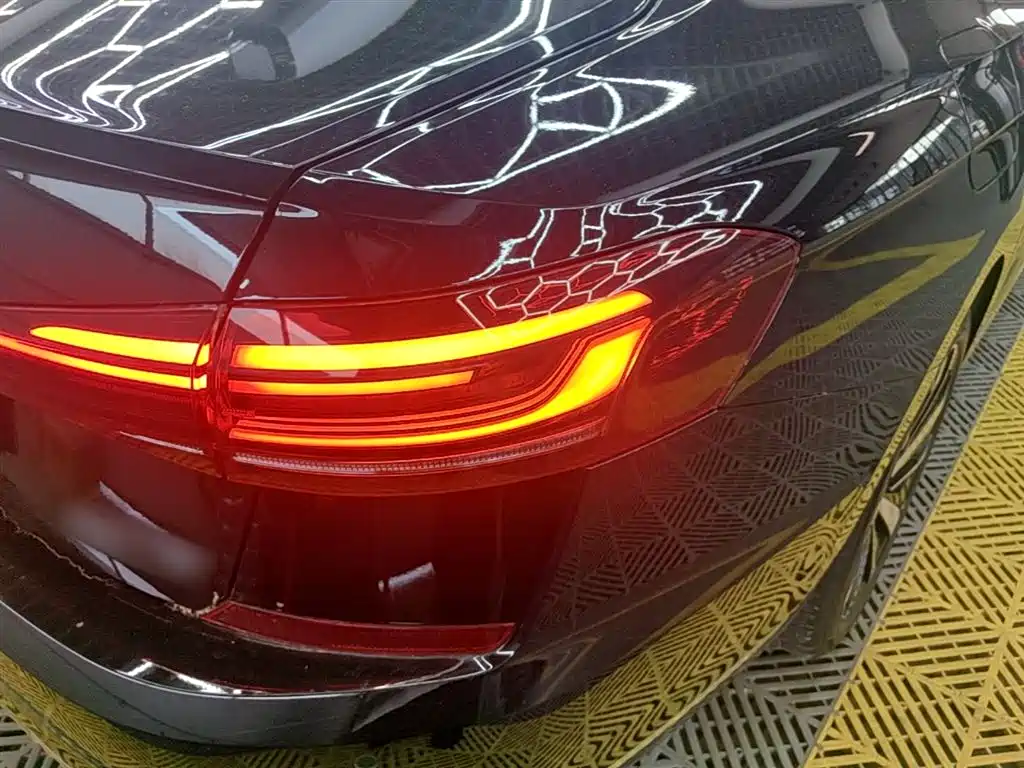 Volkswagen Passat 2024 380TSI Dragon Soaring Edition фото 8
